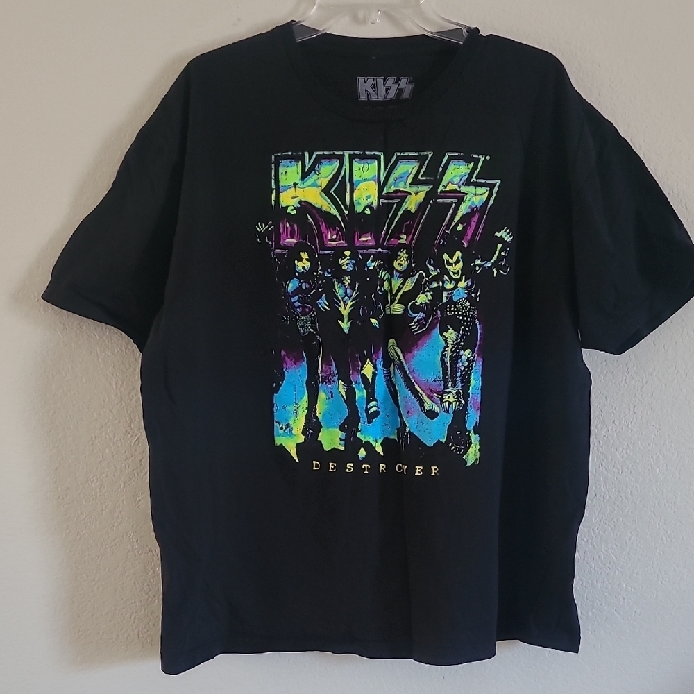 Kiss Black Short Sleeve Tee with Iconic Logo